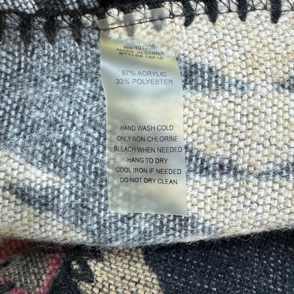 Soft Surroundings Aztec Print Poncho Women's One Size Western Cozy Outdoor Boho - Picture 5 of 6